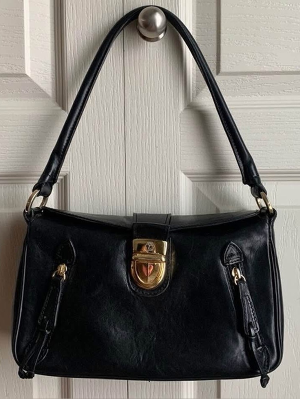 Valentina Black Leather Handbag